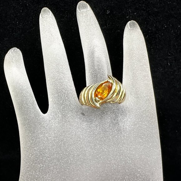14K yellow gold Navette shaped orange color Citrine etched out ring sz 8.5 7gm